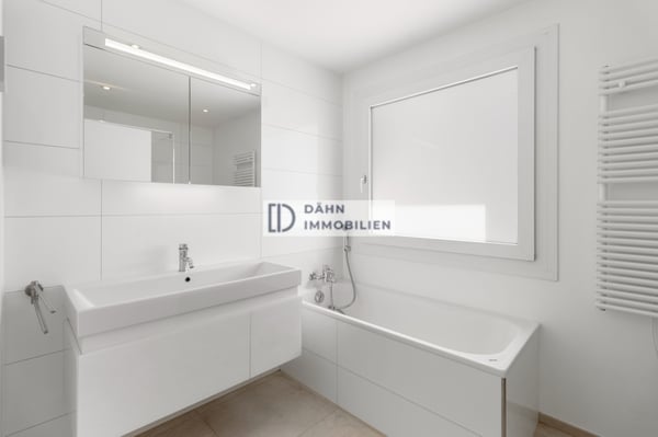 Lichtdurchflutete 5.5-Zi.-Attika mit 130 m² Terrasse in Schlieren 12