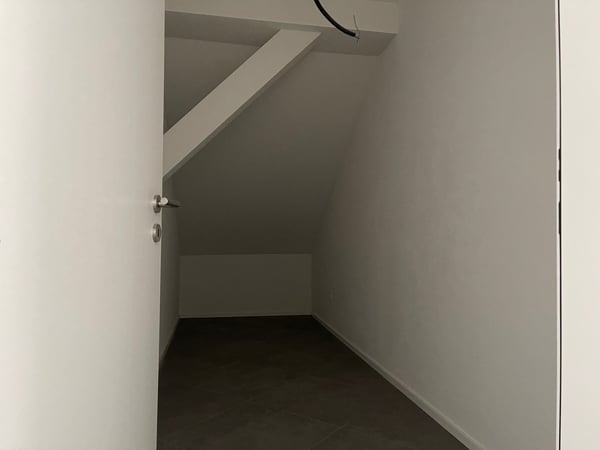 4.5-Zimmerwohnung in kernsanierter Liegenschaft in Hallau 7