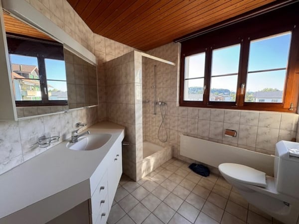 Gemütliche 2.5-Zimmerwohnung in Hirschthal 2