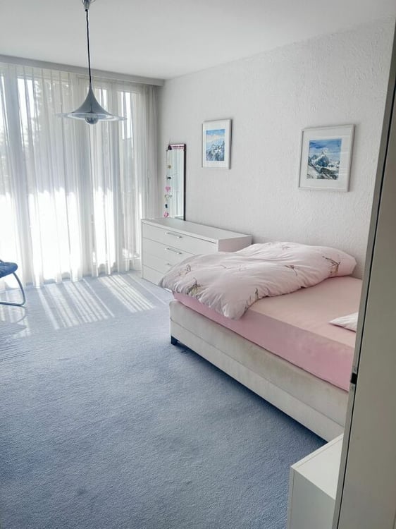 Freistehendes Einfamilienhaus mit parkähnlichem Garten zu vermieten 9