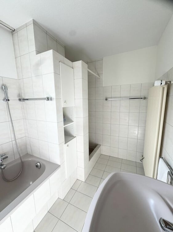 Neu renoviertes Einfamilienhaus in Unterentfelden 26