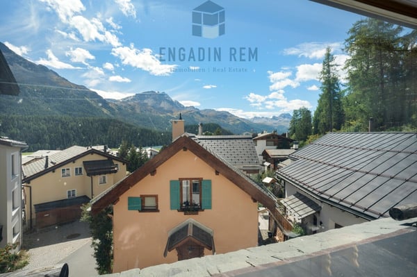 Mehrfamilienhaus mit drei Einheiten im Herzen von Champfèr 6