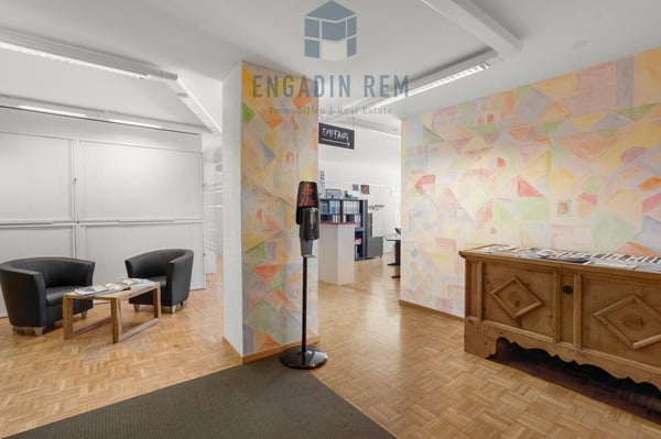 Bürofläche respektive Etagenwohnung mit Entwicklungspotenzial 3
