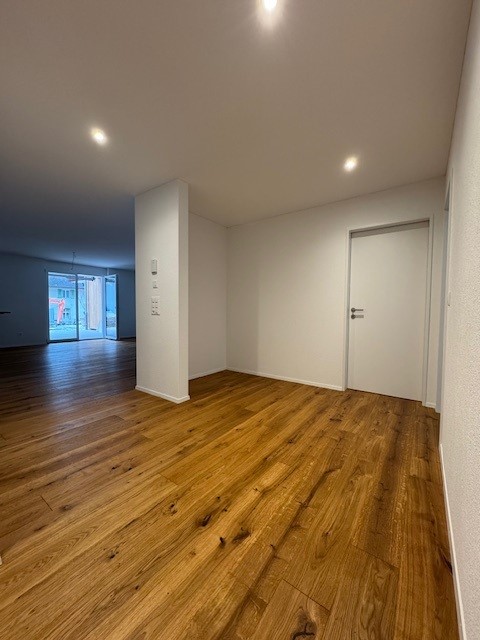 Moderne Wohnung mit Gartensitzplatz! 4