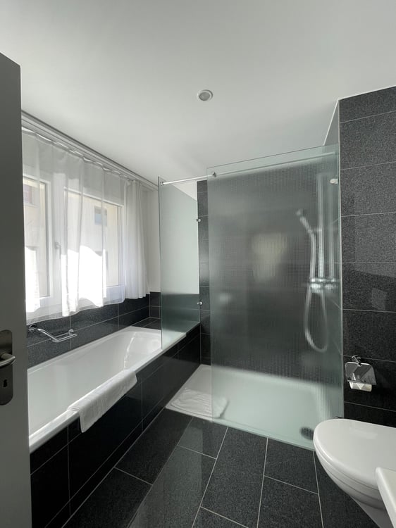 Wohnen wie im Hotel - vollausgestattete 1.5-Zimmer-Wohnung im Service-Wohnpark Freihofmatte 4