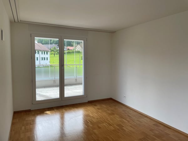 Sonnige 2,5 Zimmer-Wohnung mit Balkon 7
