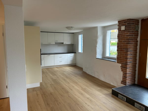 Charmante 4.5-Zimmer-Duplexwohnung an zentraler Lage in Schwyz 6