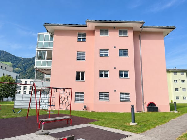 Charmante 5.5-Zimmer-Dachwohnung mit Bergpanorama in Schattdorf 3