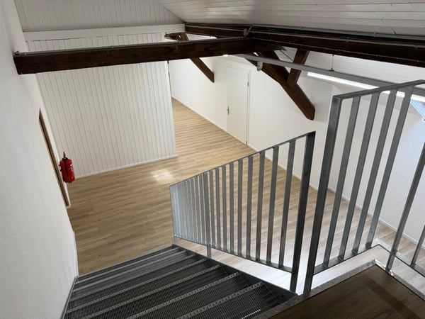 Erstvermietung nach umfassender Sanierung: Büro / Hobbyraum 9