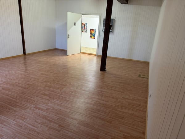 10 m² Gewerbe-/Hobbyraum im Gewerbezentrum Wöschnau zu vermieten 2