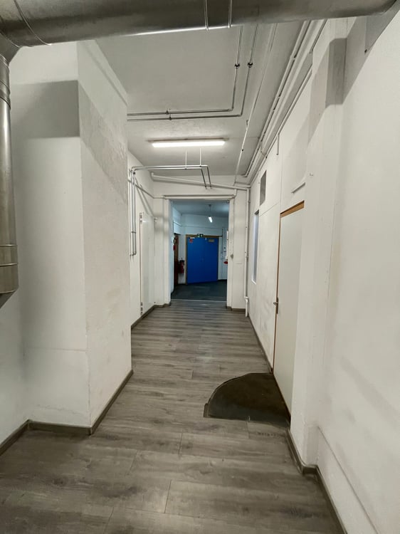 Gewerbezentrum Wöschnau: Lagerraum zu vermieten 6