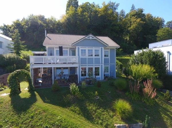 Einzigartiges, freistehendes Schwedenhaus mit herrlicher Fernsicht 1