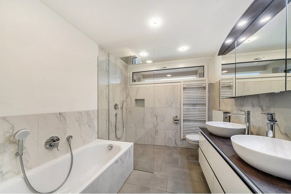 Grosses Freistehendes Einfamilienhaus 12