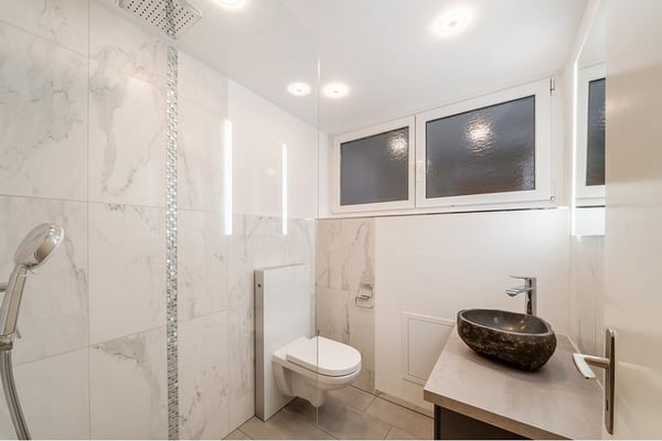 Grosses Freistehendes Einfamilienhaus 9