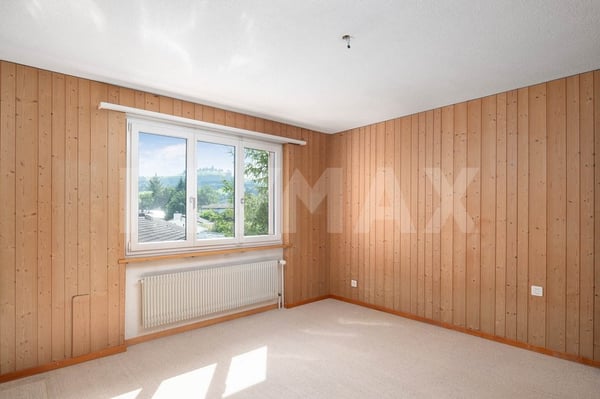 1.5-Zimmer-Doppeleinfamilienhaushälfte mit viel Charme und grossem Garten! Gelegenheit! 11