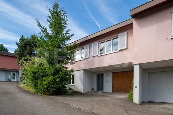 1.5-Zimmer-Doppeleinfamilienhaushälfte mit viel Charme und grossem Garten! Gelegenheit! 5