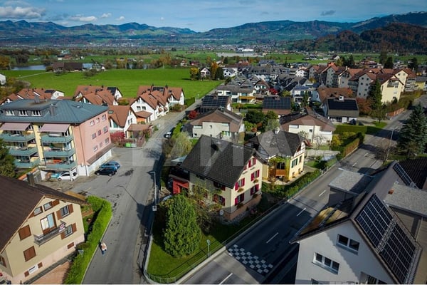 Wohnen mit Geschichte und Gartenidylle freistehendes 2-Zimmer-Haus mit Einliegerwohnung 2