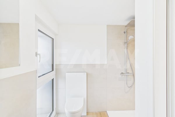 NEUBAU! Superschöne 1.5 Zimmer Dach-Maisonettewohnung mit Balkon in Lachen SZ zu mieten! 13