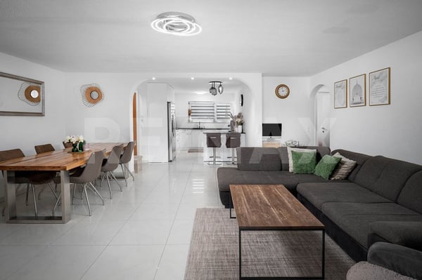 4.5-Zimmer-Wohnung mit sonnigem Balkon und hochwertiger Ausstattung in Buttikon SZ zu kaufen! 13