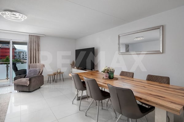 4.5-Zimmer-Wohnung mit sonnigem Balkon und hochwertiger Ausstattung in Buttikon SZ zu kaufen! 12