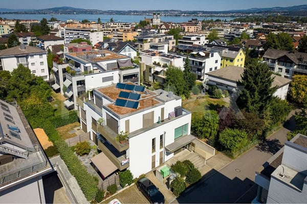 2.5-Zimmerwohnung mit hochwertigem Ausbau und sonnigem Balkon in Lachen SZ zu kaufen! 3