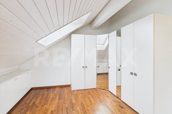 Grosszügige 5.5-Zimmer-Doppelhaushälfte mit Outdoor-Küche in Reichenburg SZ zu mieten! 7
