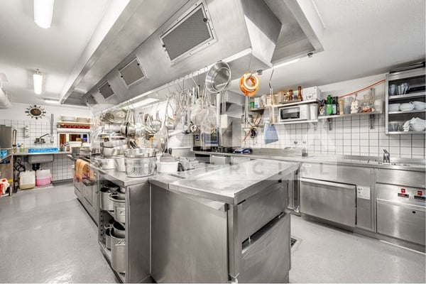 Beliebter Gastro-/Hotelbetrieb in Elm 5