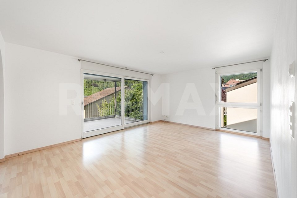 Immobilie in Glarus - Helle 4½-Zi-Wohnung mit Wintergarten und  Balkon - Bild 12