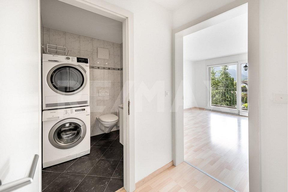 Immobilie in Glarus - Helle 4½-Zi-Wohnung mit Wintergarten und  Balkon - Bild 7