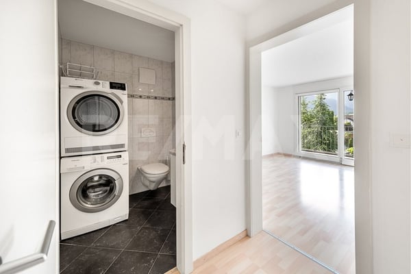 Helle 4½-Zi-Wohnung mit Wintergarten und Balkon 8