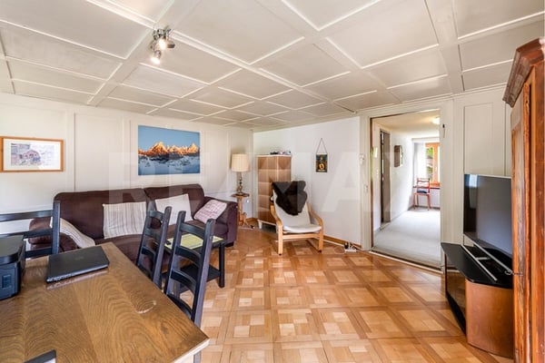 Charmanter Hausteil mit viel Platz, Garten und Garage 4