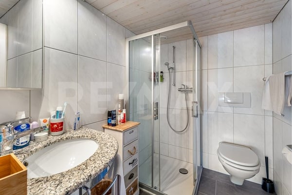 Einfamilienhaus an herrlicher Lage 13