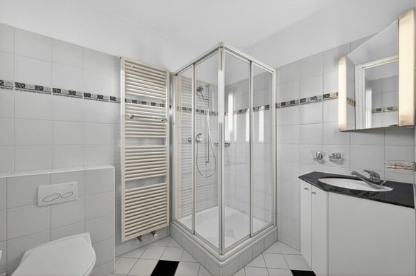 LIBELLE ONE - Lakeside Living 12