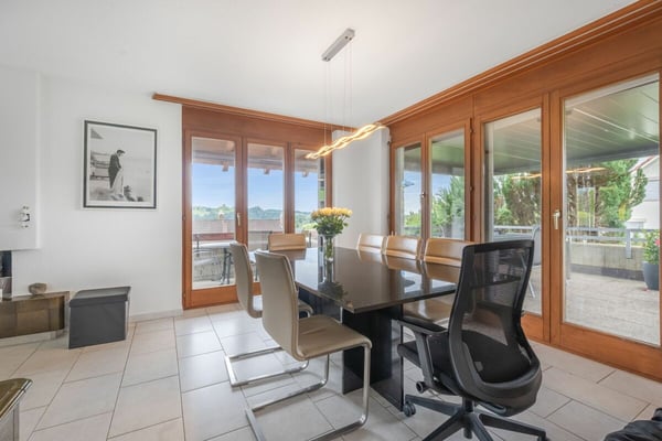 Familienresidenz mit Panoramablick und viel Raum 10