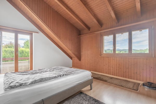 Familienresidenz mit Panoramablick und viel Raum 16