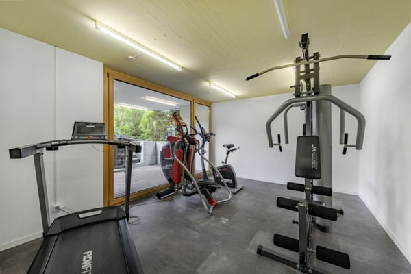 LAKESIDE LIVING 1.5 Zimmer Gartenwohnung in Iseltwald 18