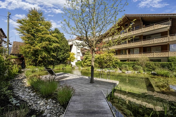 LAKESIDE LIVING 1.5 Zimmer Gartenwohnung in Iseltwald 16