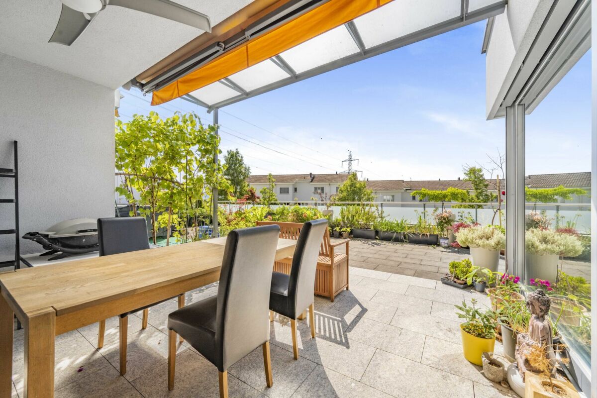 Appartamento terrazza tranquillo 4.5 locali a Baar