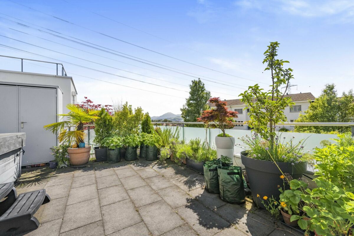 Appartamento terrazza tranquillo 4.5 locali a Baar