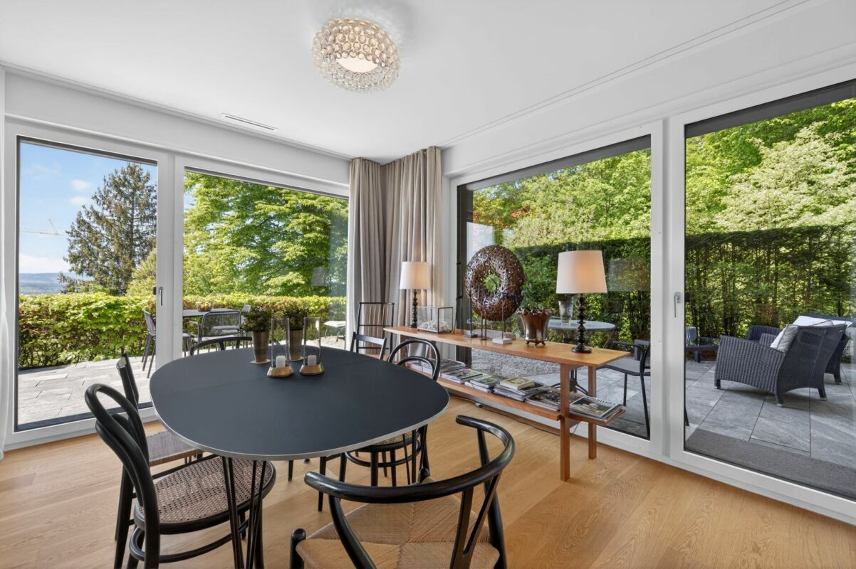 ELEVATED LIVING - Zug