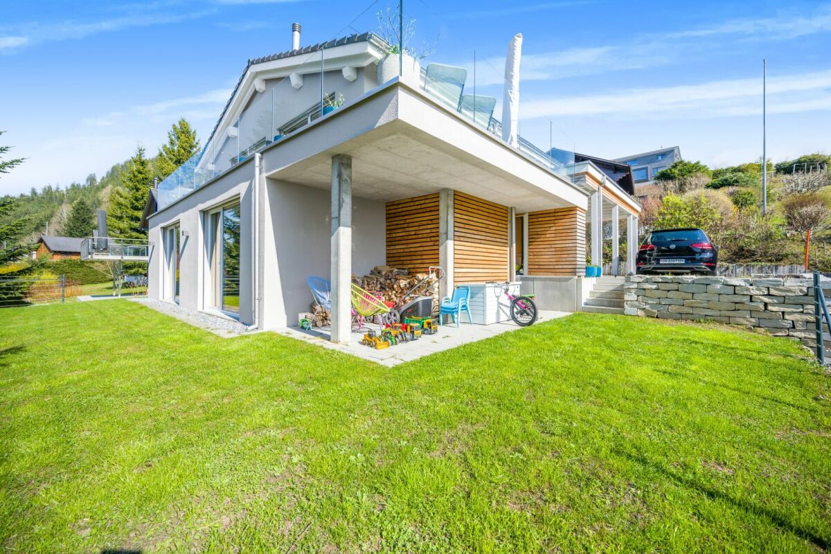 Neuwertiges Einfamilienhaus - Raum für alles, was zählt. Sicht auf alles, was schön ist