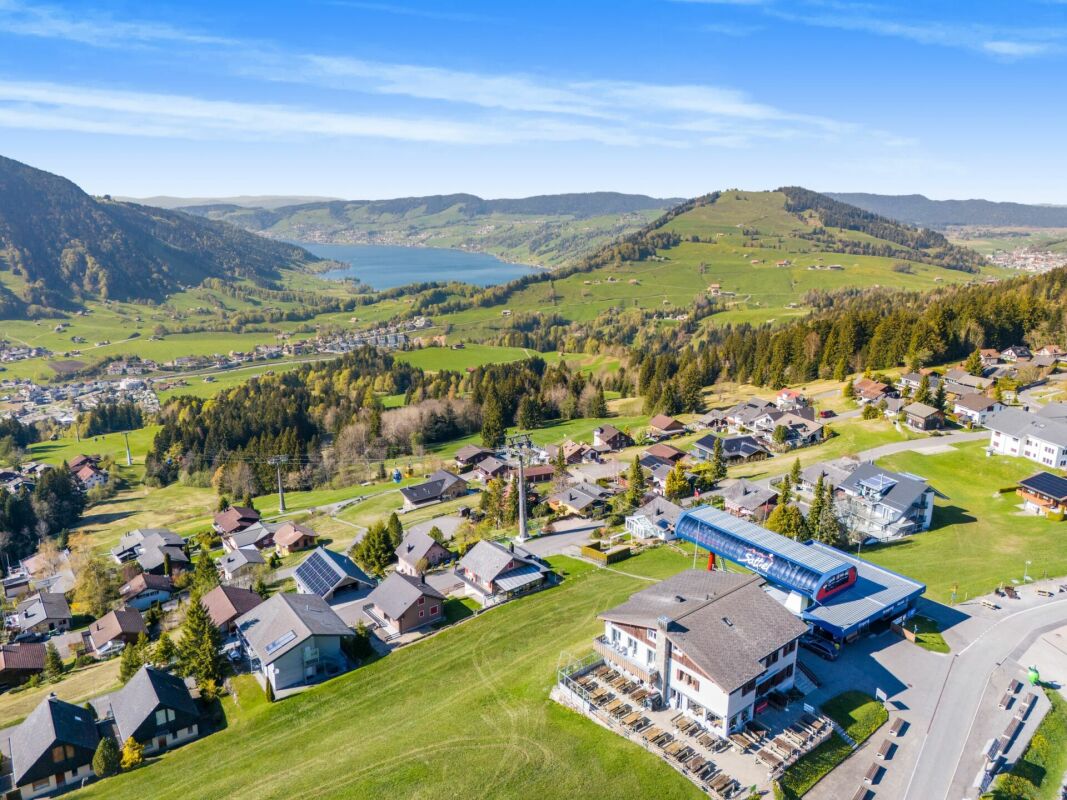 Neuwertiges Einfamilienhaus - Raum für alles, was zählt. Sicht auf alles, was schön ist