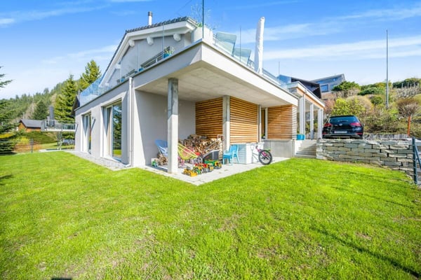 Neuwertiges Einfamilenhaus mit Voralpen-Panorama, 30 Min. nach Zug 5