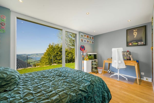 Neuwertiges Einfamilenhaus mit Voralpen-Panorama, 30 Min. nach Zug 12