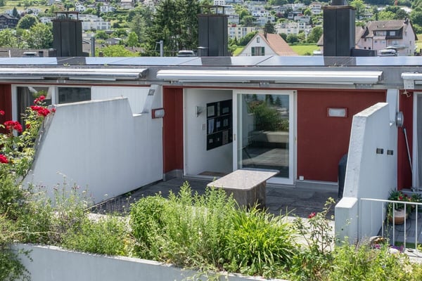 3.5 Zimmer Maisonette-Wohnung mit Traumaussicht, Aussenpool und Tennisplatz 11