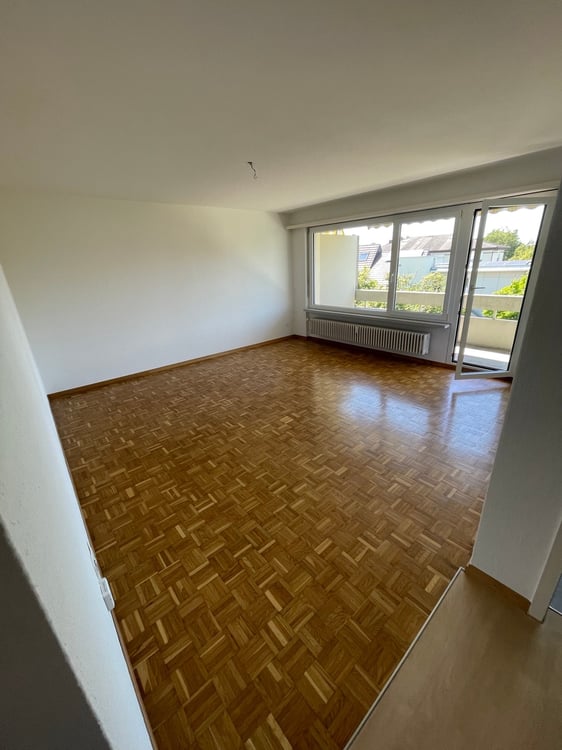 Gemütliche 2-Zimmer-Wohnung mit grossem Balkon in Lyss 2