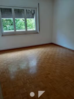 Helle und gemütliche 3.5-Zimmerwohnung an zentraler Lage 3