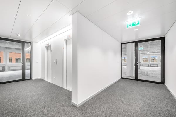 Erstbezug - modern & nachhaltig: vollausgebautes Büro 264m² im DGNB-Gold-zertifizierten AirCenter 8