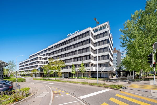 Erstbezug - modern & nachhaltig: vollausgebautes Büro 452m² im DGNB-Gold-zertifizierten AirCenter 1