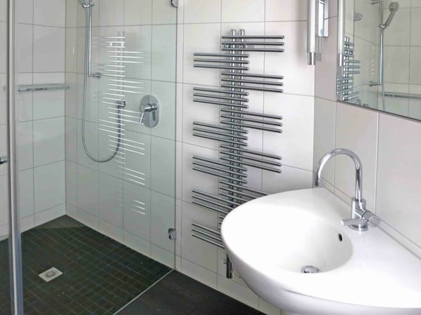 Grosszügige 1.5-Zimmer-Dachwohnung mit hohen Decken, Terrasse und einmaligem Bergpanorama 7